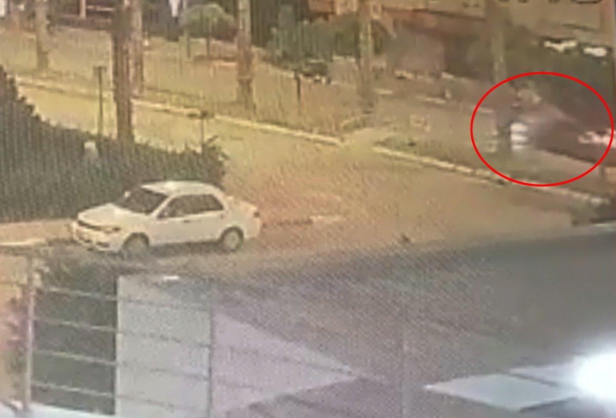 Antalya'da skuterlı gençlere ölüm, yaya geçidinde geldi