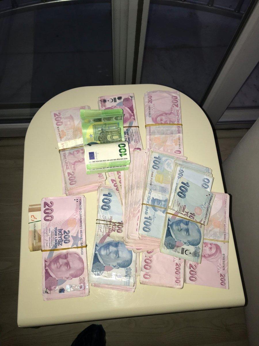 Adana'da, FETÖ'nün hücre evlerinden servet çıktı