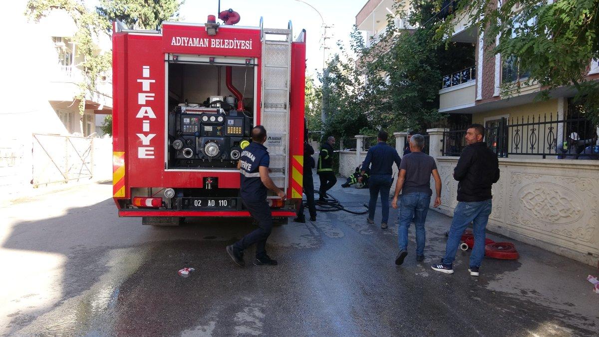 Adıyaman'da itfaiye erlerinin dikkati, evi kül olmaktan kurtardı