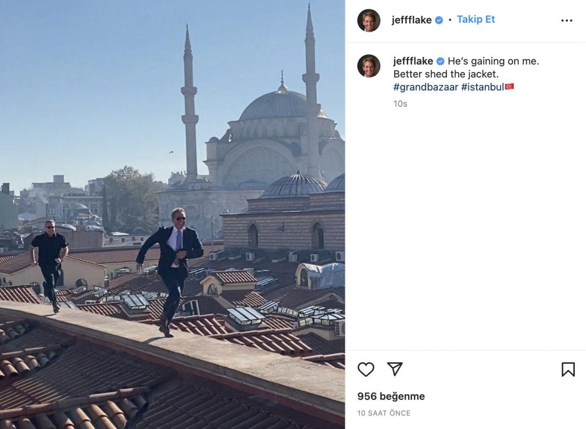 Jeffry Flake'ten James Bond paylaşımı