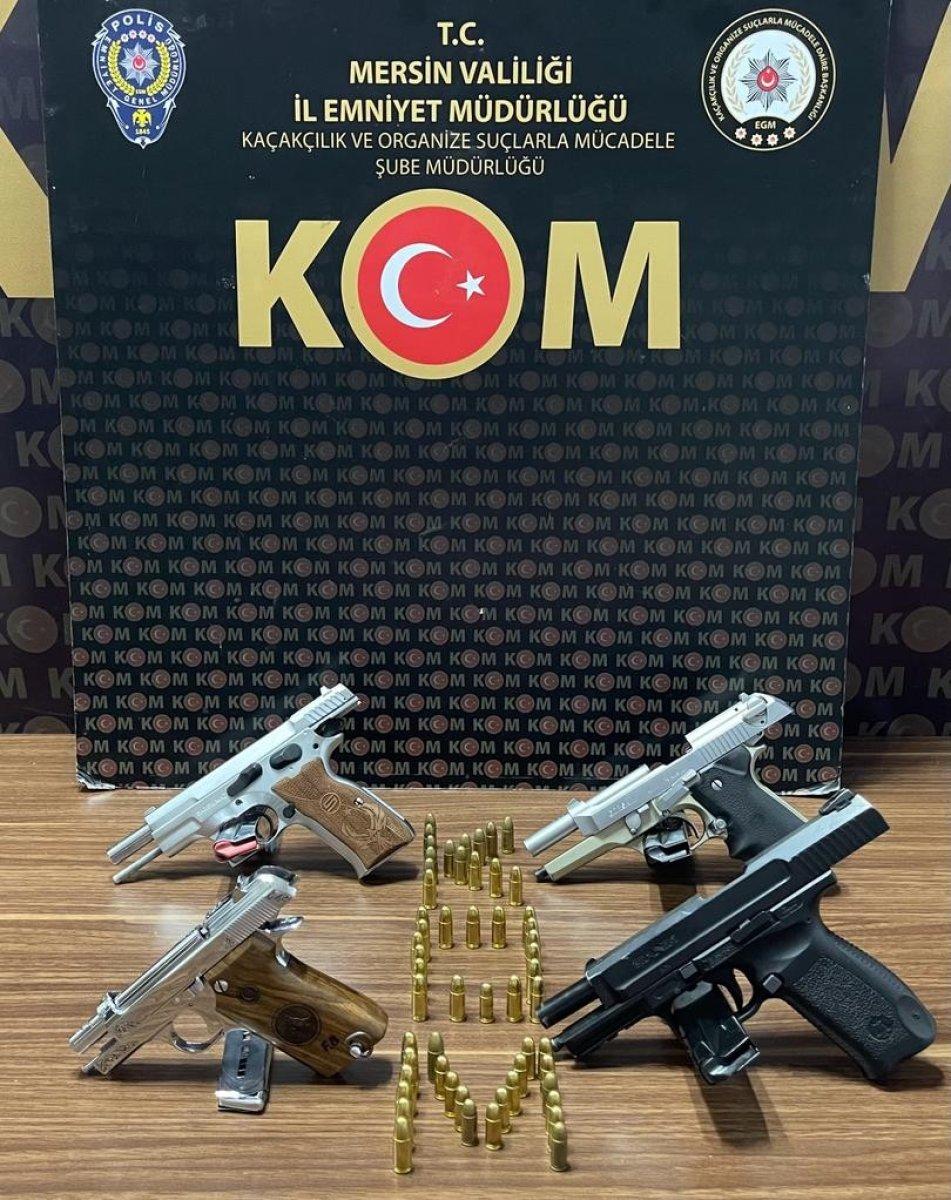 Mersin'de suç çetesine film gibi operasyon: 5 gözaltı