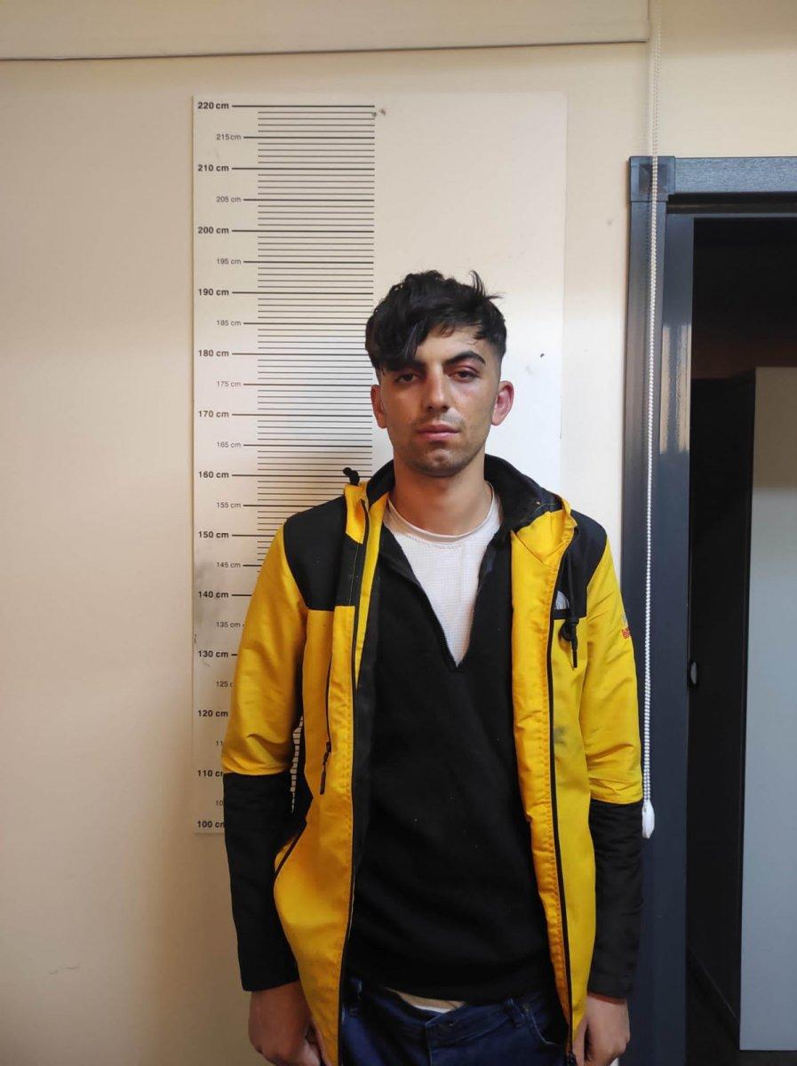 Arnavutköy'de polisten kaçan kapkaççı kuyuya düştü