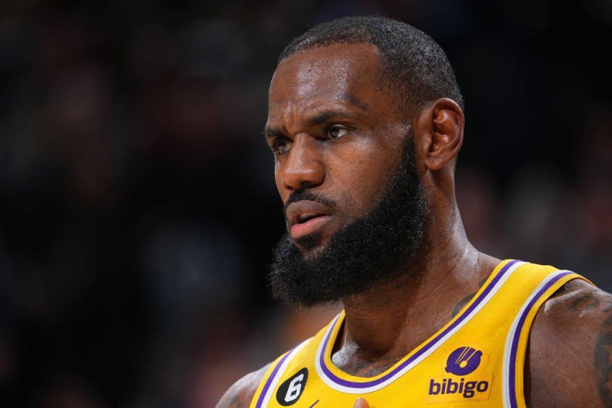 LeBron James, 19 sezon sonra bir ilki yaşadı