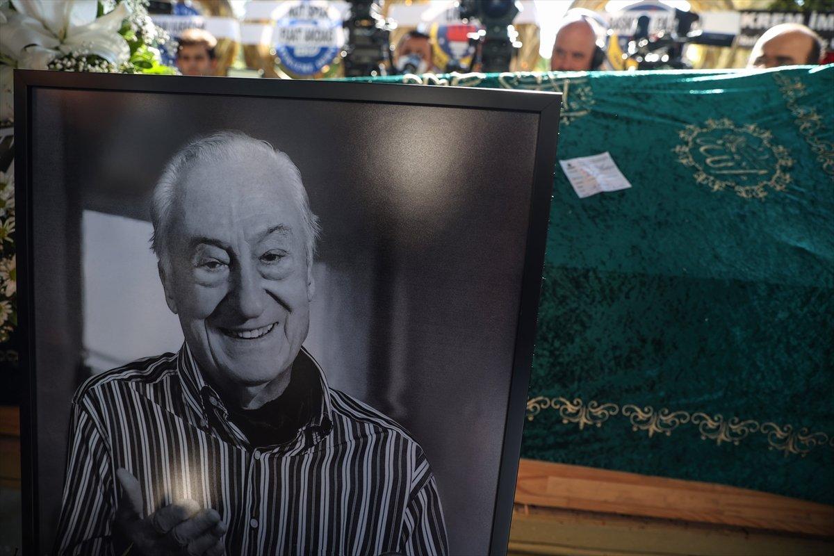 Halit Kıvanç son yolculuğuna uğurlandı