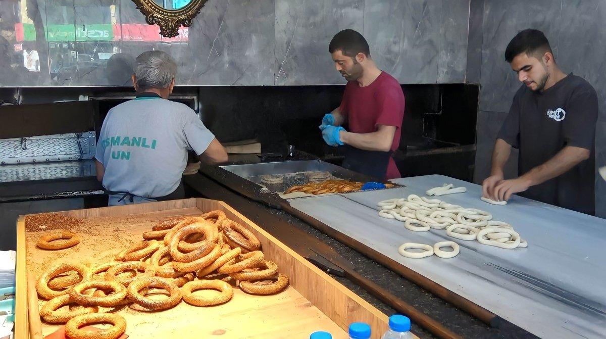 Samsunlu vatandaşlardan Yunanistan'a simit tepkisi