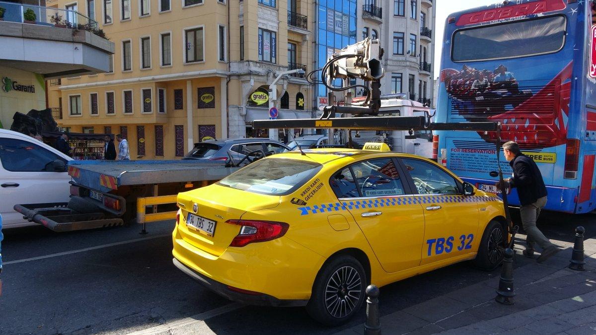 İstanbul'da taksi ve dolmuş şoförlerine ceza yağdı