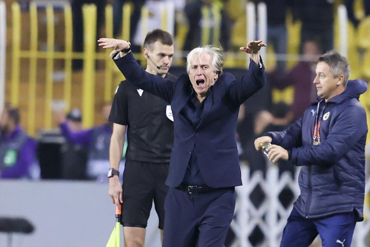 Jorge Jesus: Altay'a yapılan tepkiler bana yapılmış tepkilerdir