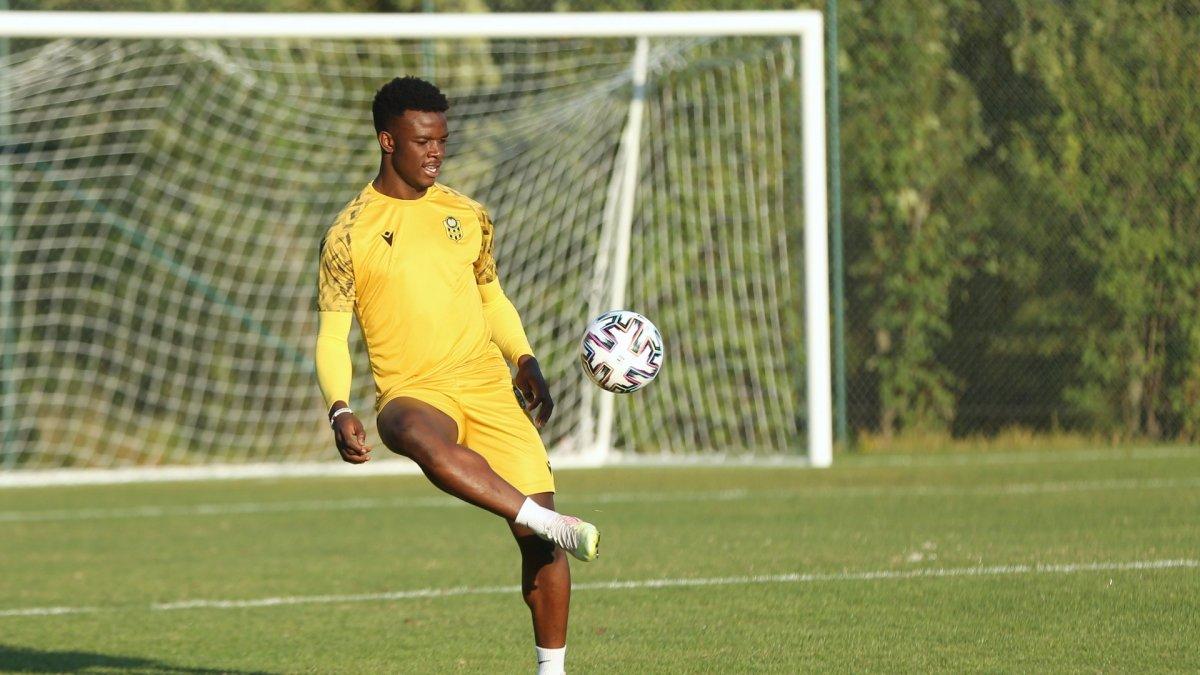 Yeni Malatyaspor'da Adil Gevrek yönetimine Ndayishimiye tepkisi