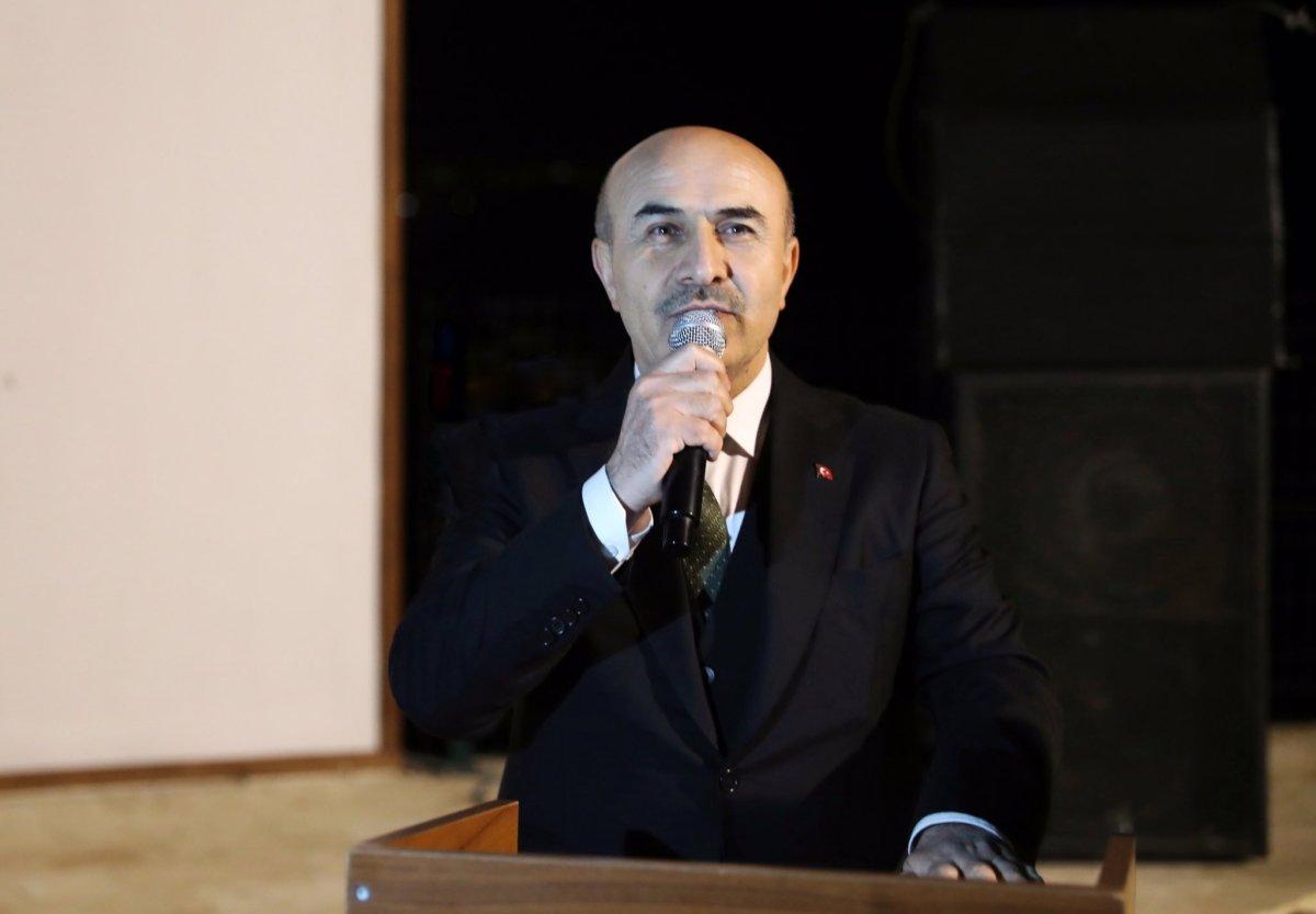 Türkan Şoray Mardin'de hayranlarıyla film izledi