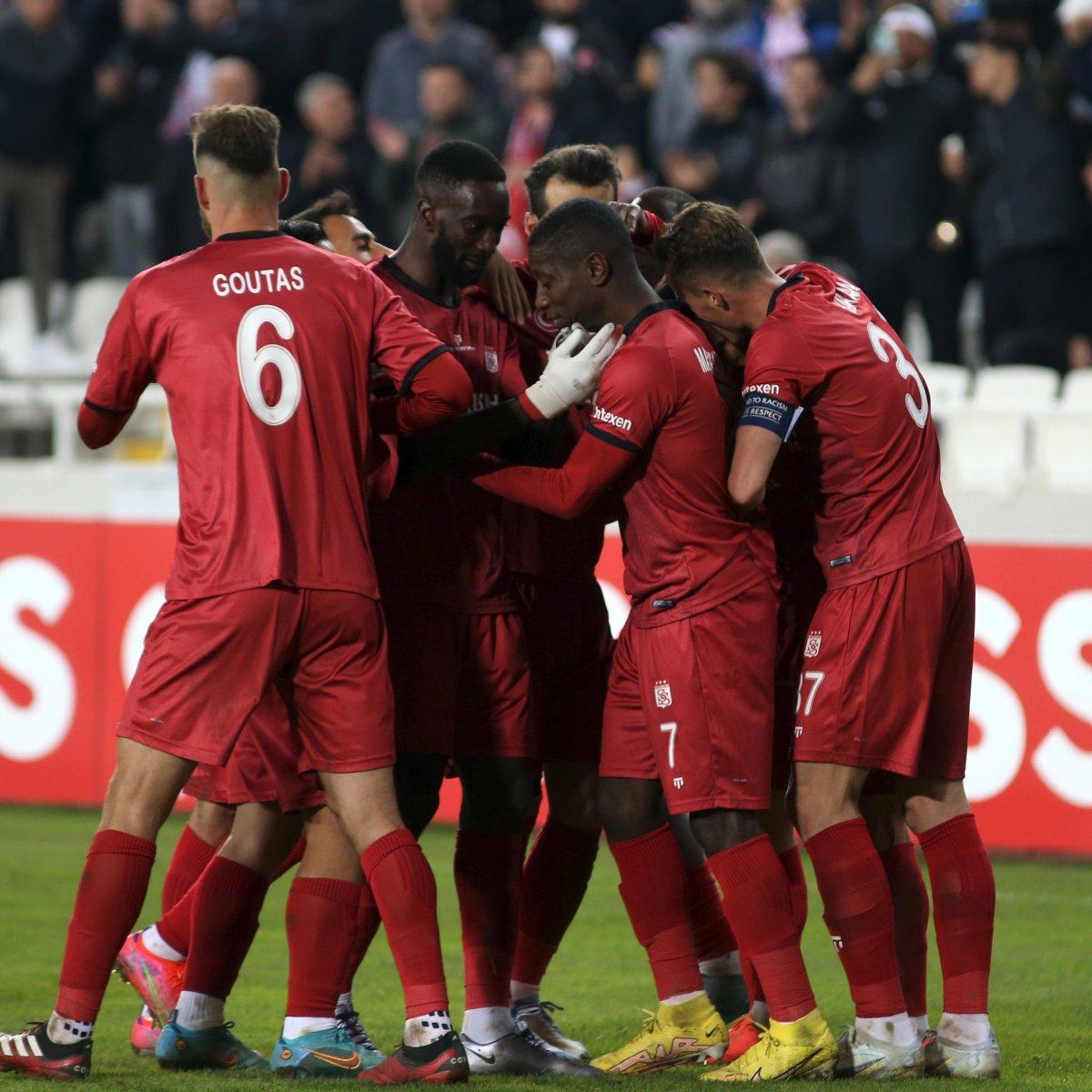 UEFA sıralamasında 2 sıra daha yükseldik