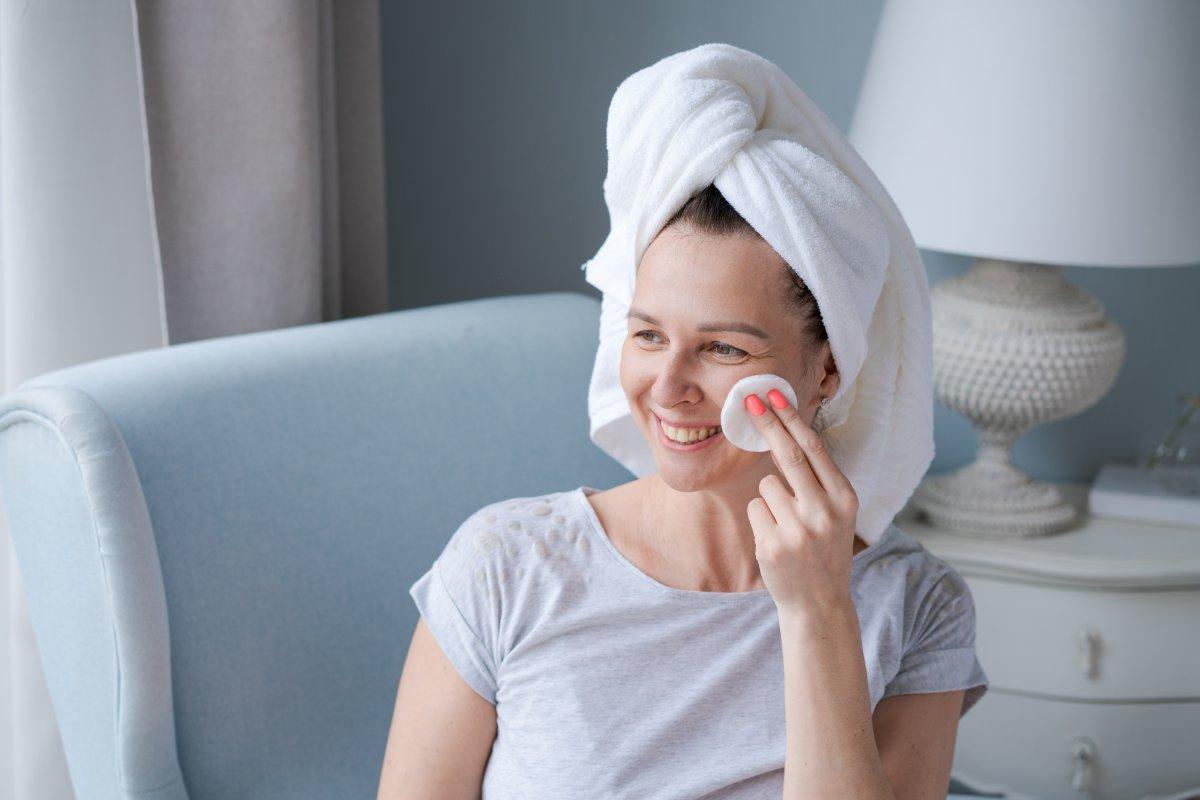 Makyajla uyumanın sağlığa verdiği zararlar