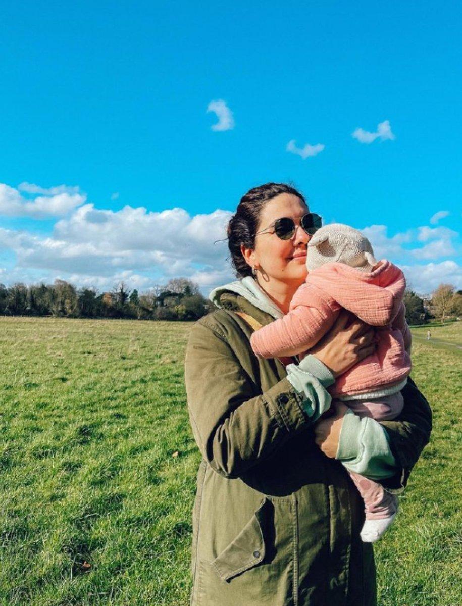 Bergüzar Korel kızına 'anne' dedirtmeye çalışınca olanlar oldu