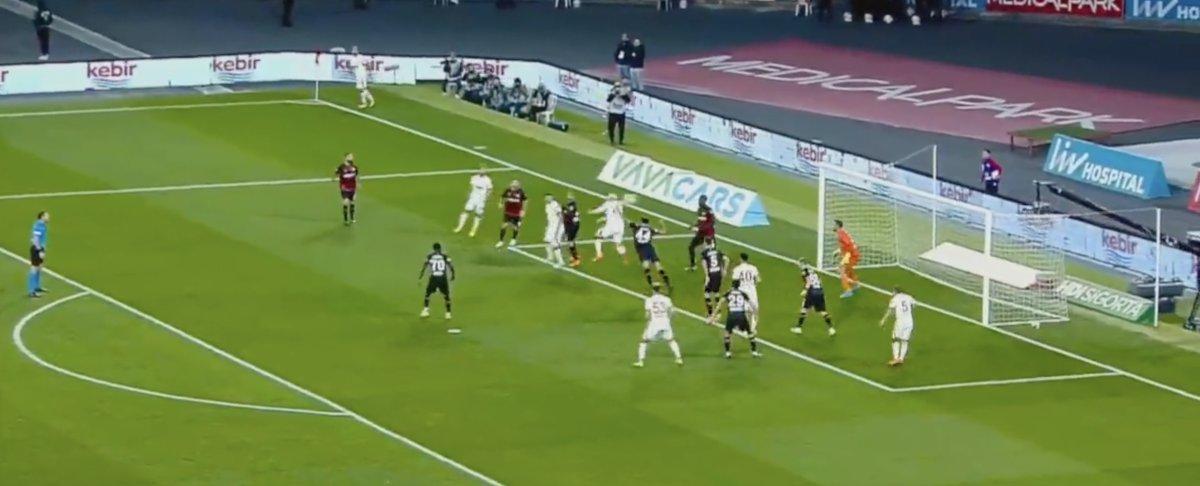 Galatasaray'ın golü VAR'dan döndü