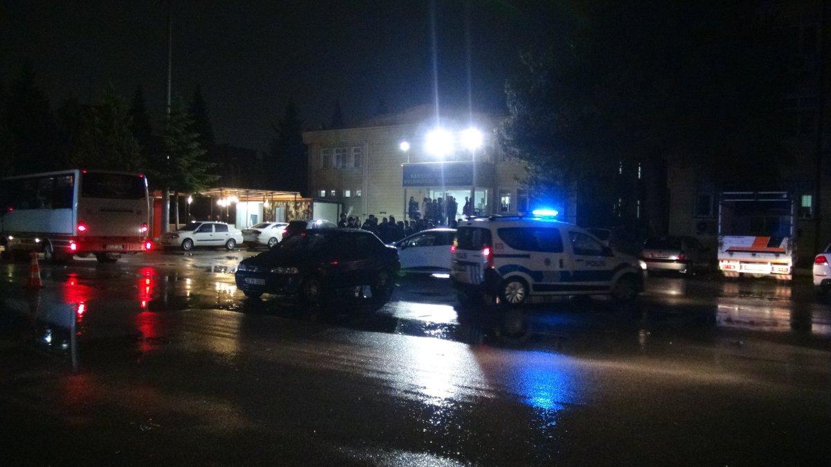 Kocaeli'ndeki düğünde bıçaklı kavga: 3 yaralı