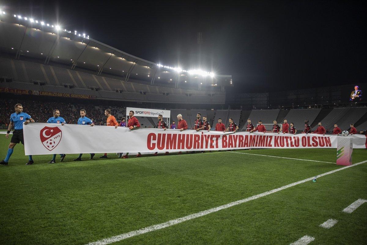 Galatasaray, Fatih Karagümrük'ü mağlup etti