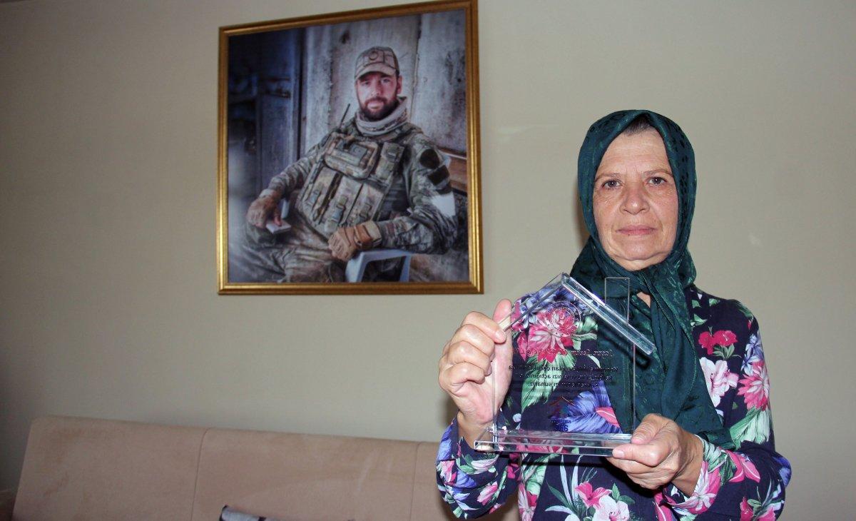 Giresunlu şehit annesi 6 çocuğa koruyucu annelik yapıyor