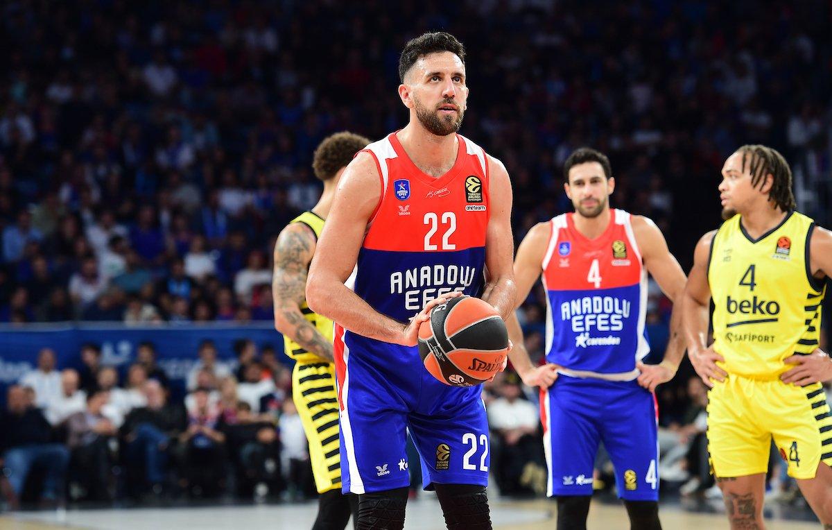 Türk derbisinin kazananı Fenerbahçe