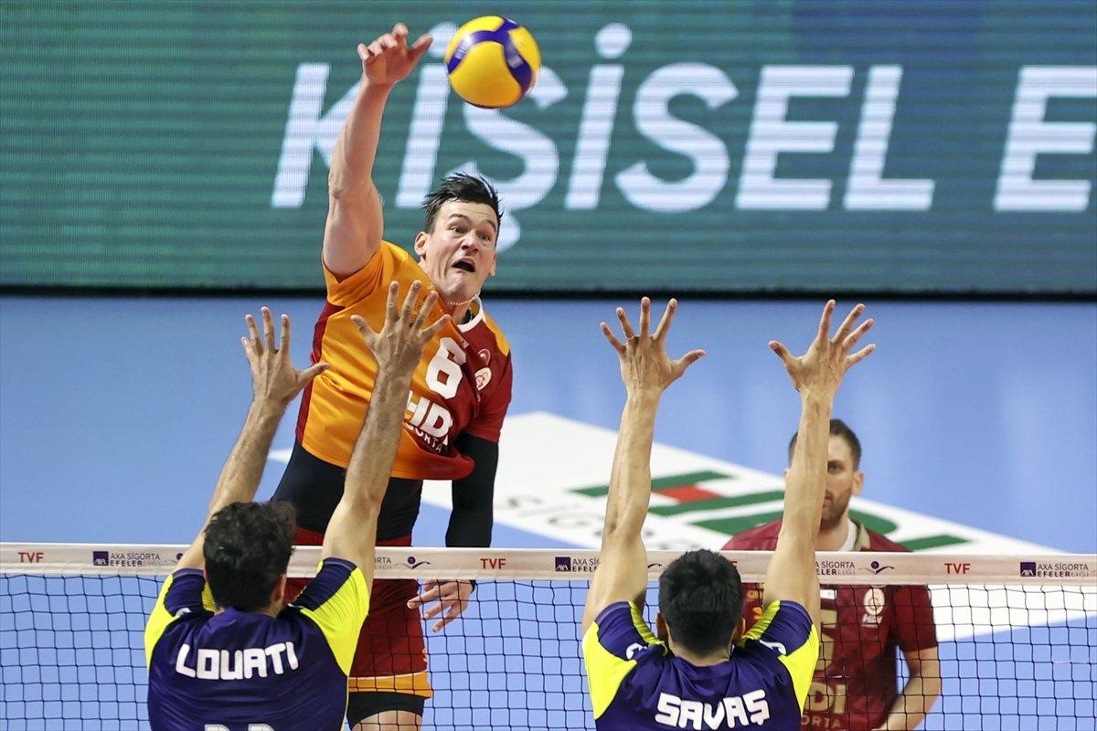 File derbisinde kazanan Galatasaray