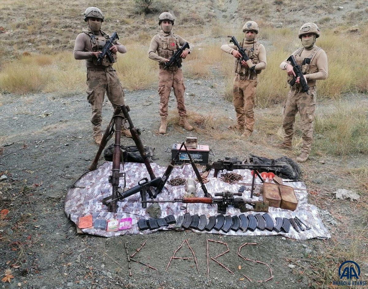 Kars'ta terör örgütüne yönelik operasyon: 2 mağara ve 21 sığınak imha edildi