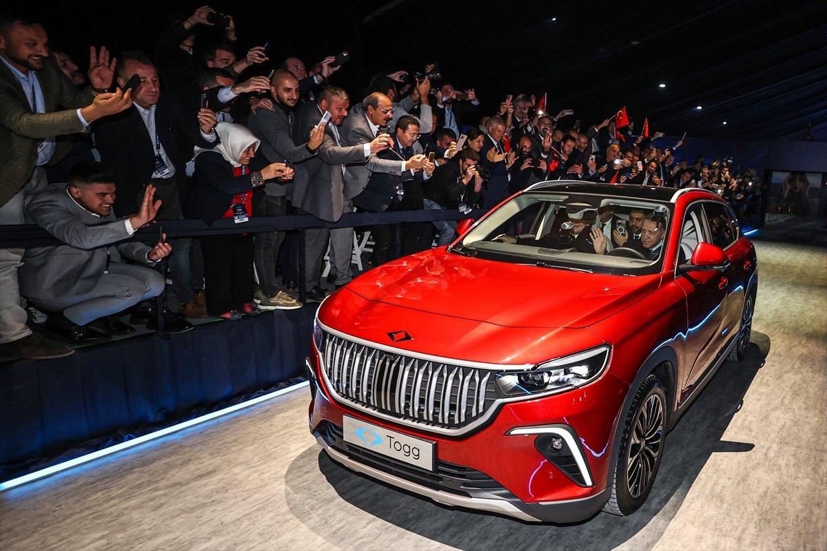 Cumhurbaşkanı Erdoğan: Togg'u 2023'ün ilk çeyreğinin sonunda yollarda göreceğiz