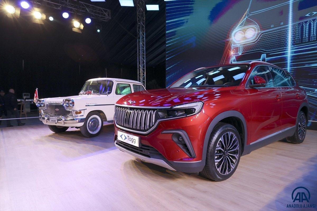 Togg ile Devrim yan yana