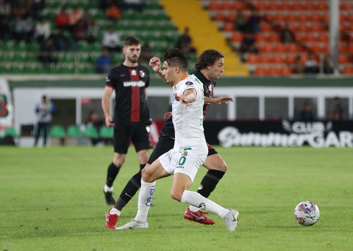 Alanyaspor, Gaziantep FK'yı mağlup etti