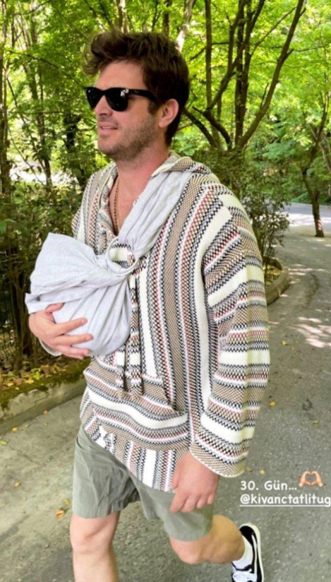 Kıvanç Tatlıtuğ ve Başak Dizer'in oğlu büyüdü