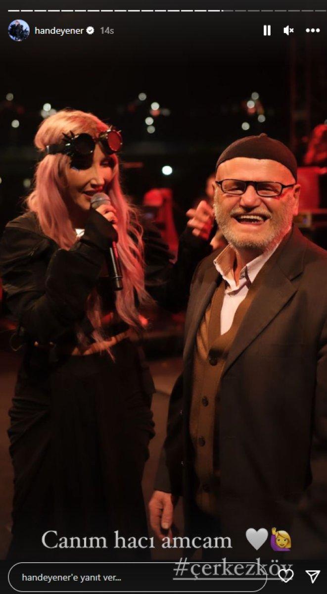 Hande Yener sürpriz hayranıyla sahnede dans etti