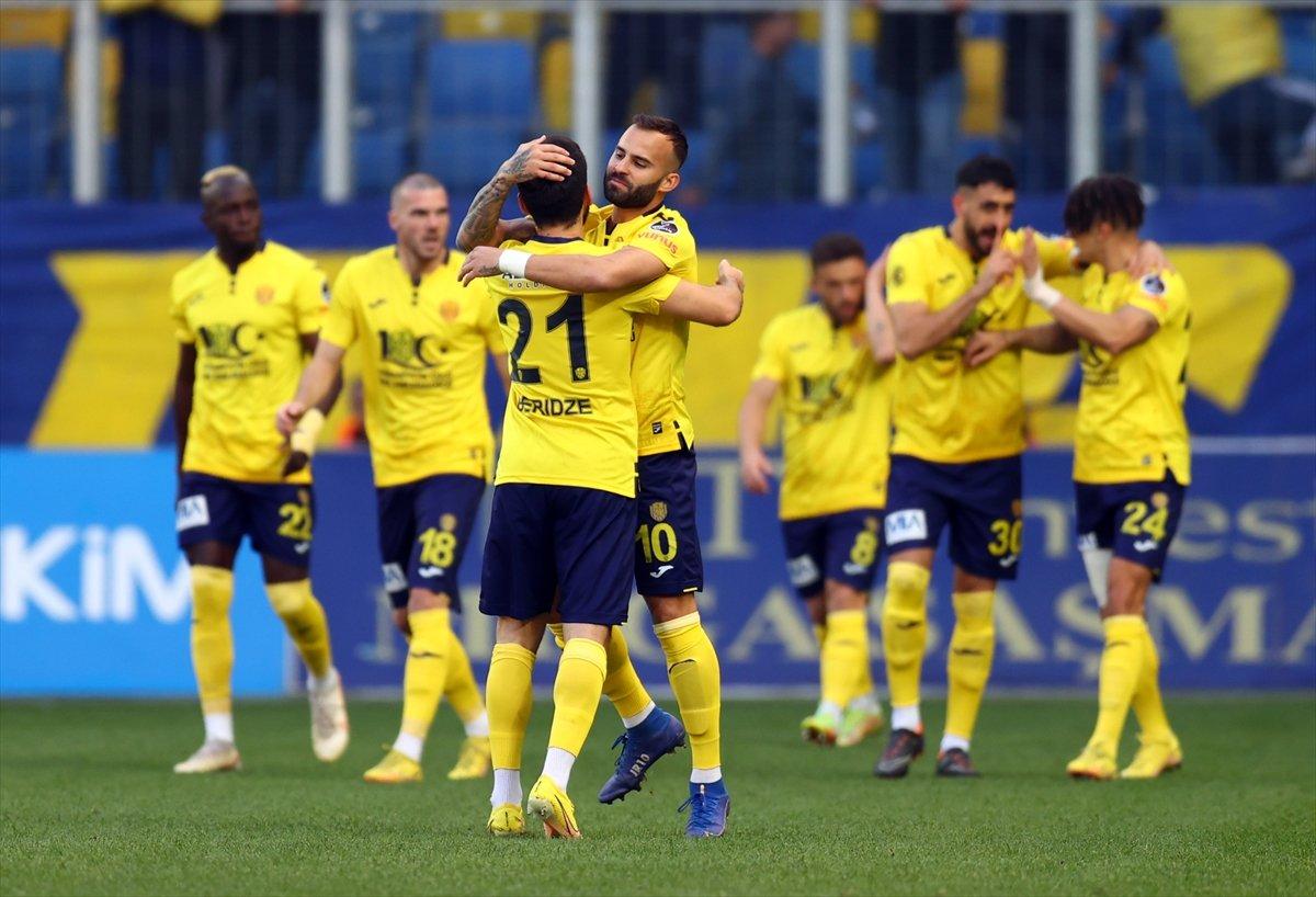 Ankaragücü, Hatayspor'u farklı mağlup etti