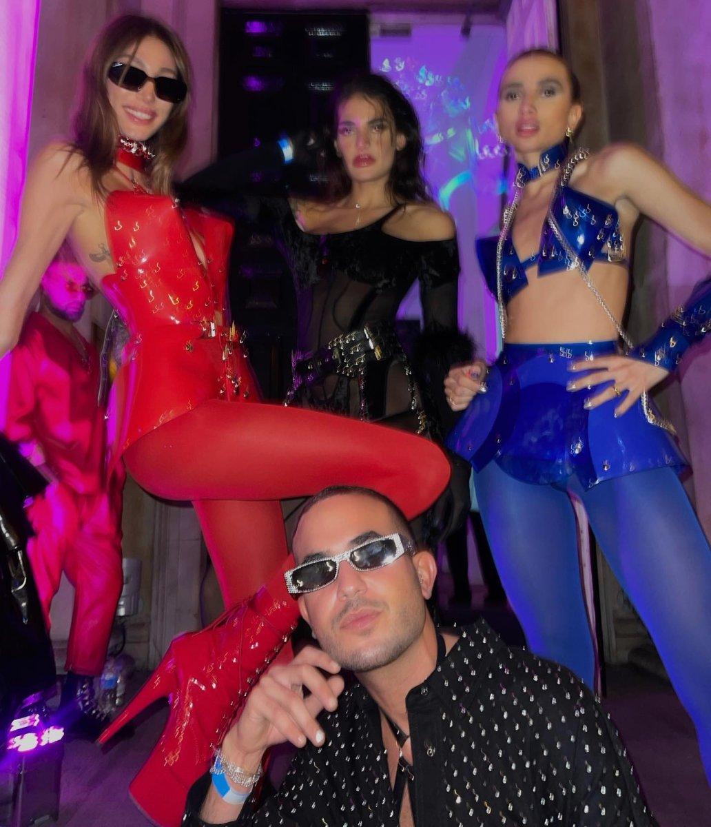 Şevval Şahin, Londra’da Cadılar Bayramı’nı kutladı