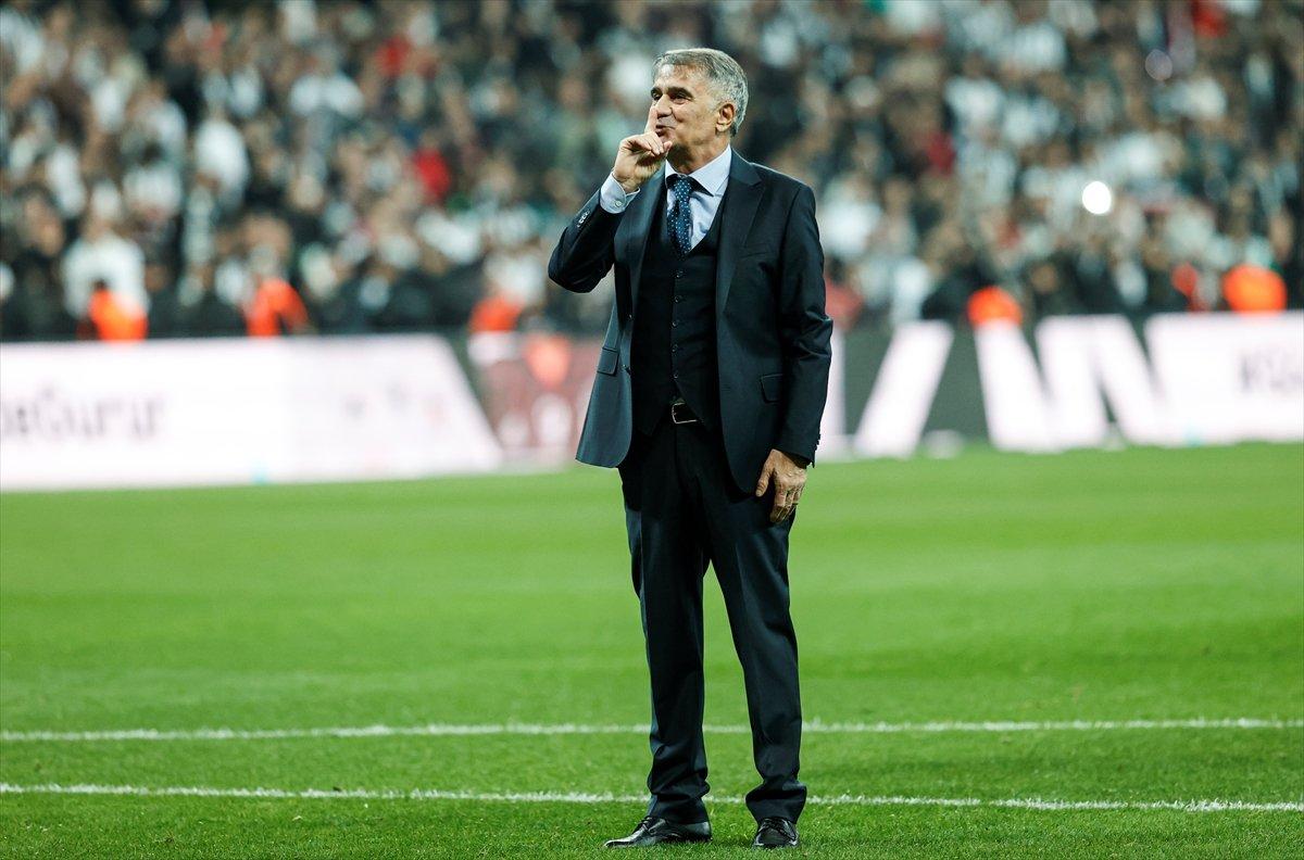 Şenol Güneş, maç sonunda 3'lü çektirdi