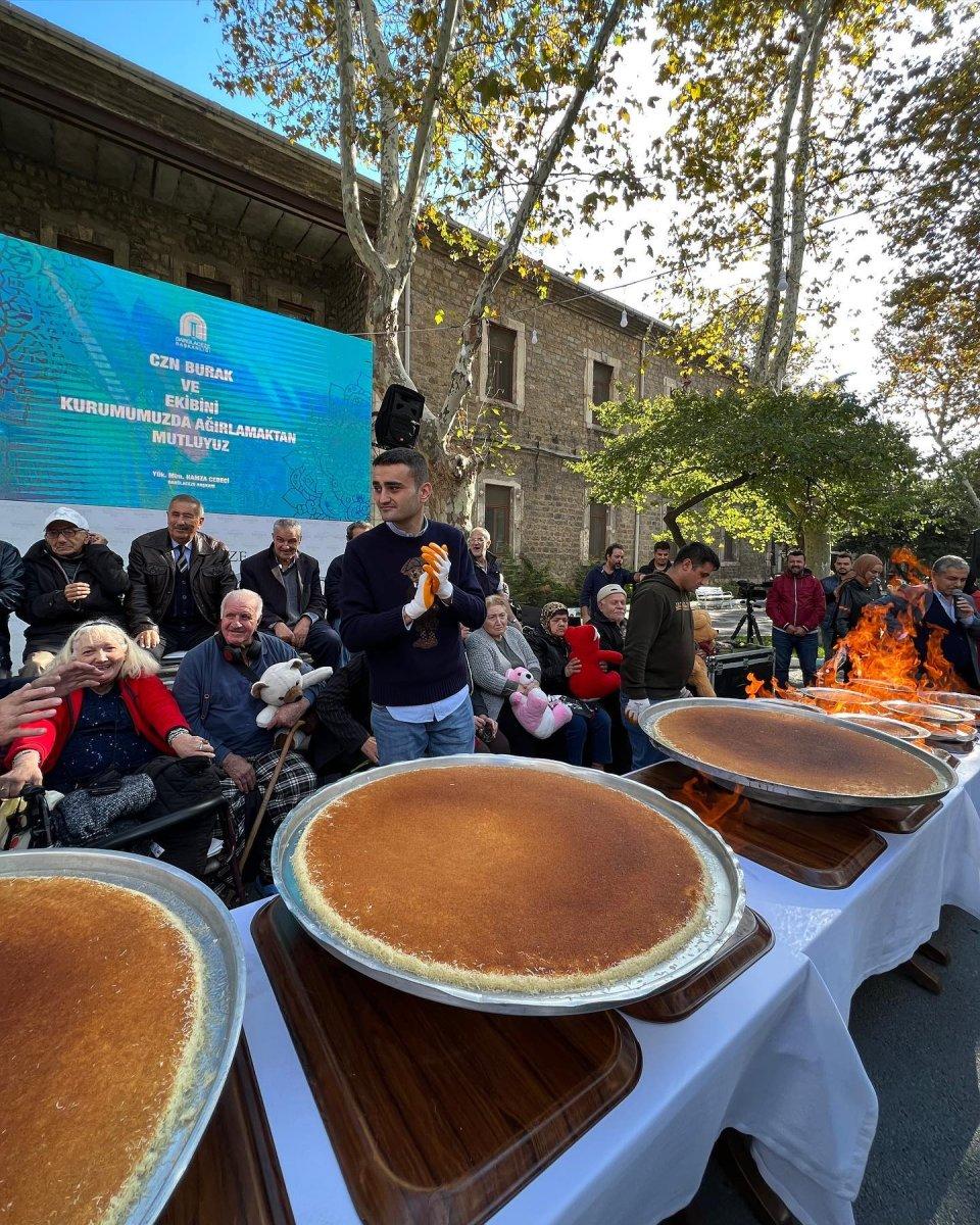 CZN Burak, Darülaceze sakinleriyle bir araya geldi