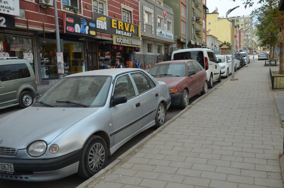 Hatay'da toz bulutu hayatı olumsuz etkiliyor