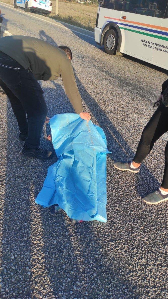 Muğla’da okula giderken kamyonetin çarptığı çocuk öldü