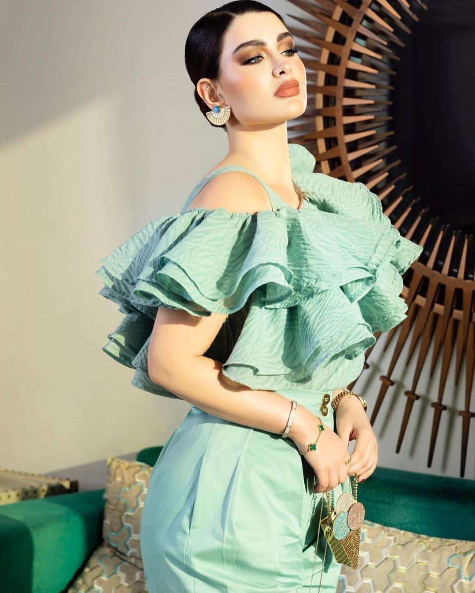 Mehmet Dinçerler, yeni sevgilisiyle yemekte