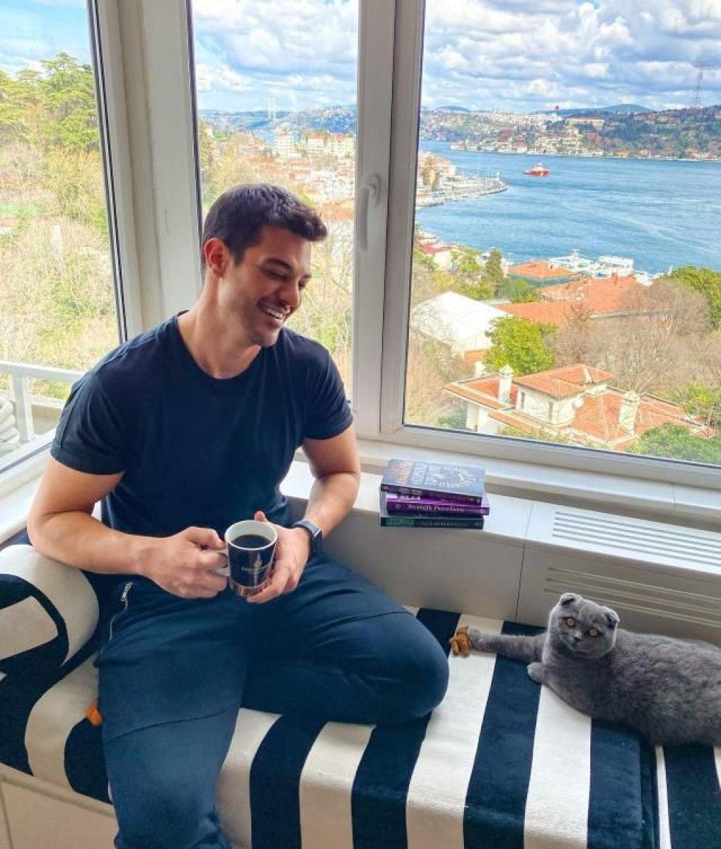 Mehmet Dinçerler, yeni sevgilisiyle yemekte