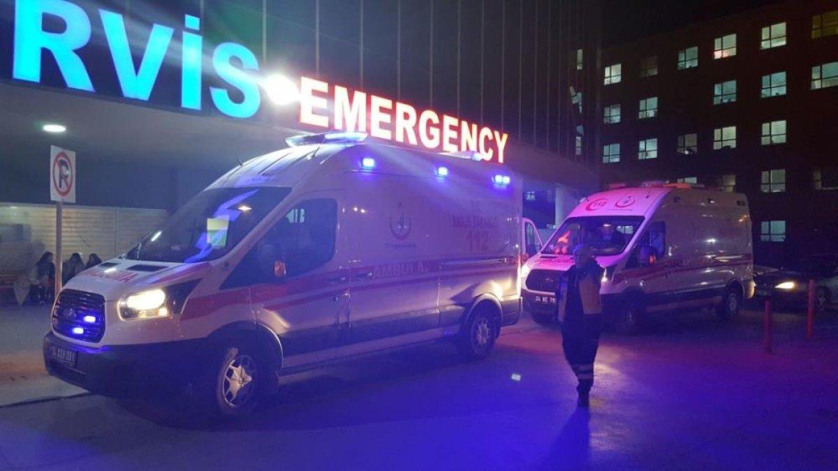 Erzincan'da gıda zehirlenmesi: 20 öğrenci hastaneye kaldırıldı