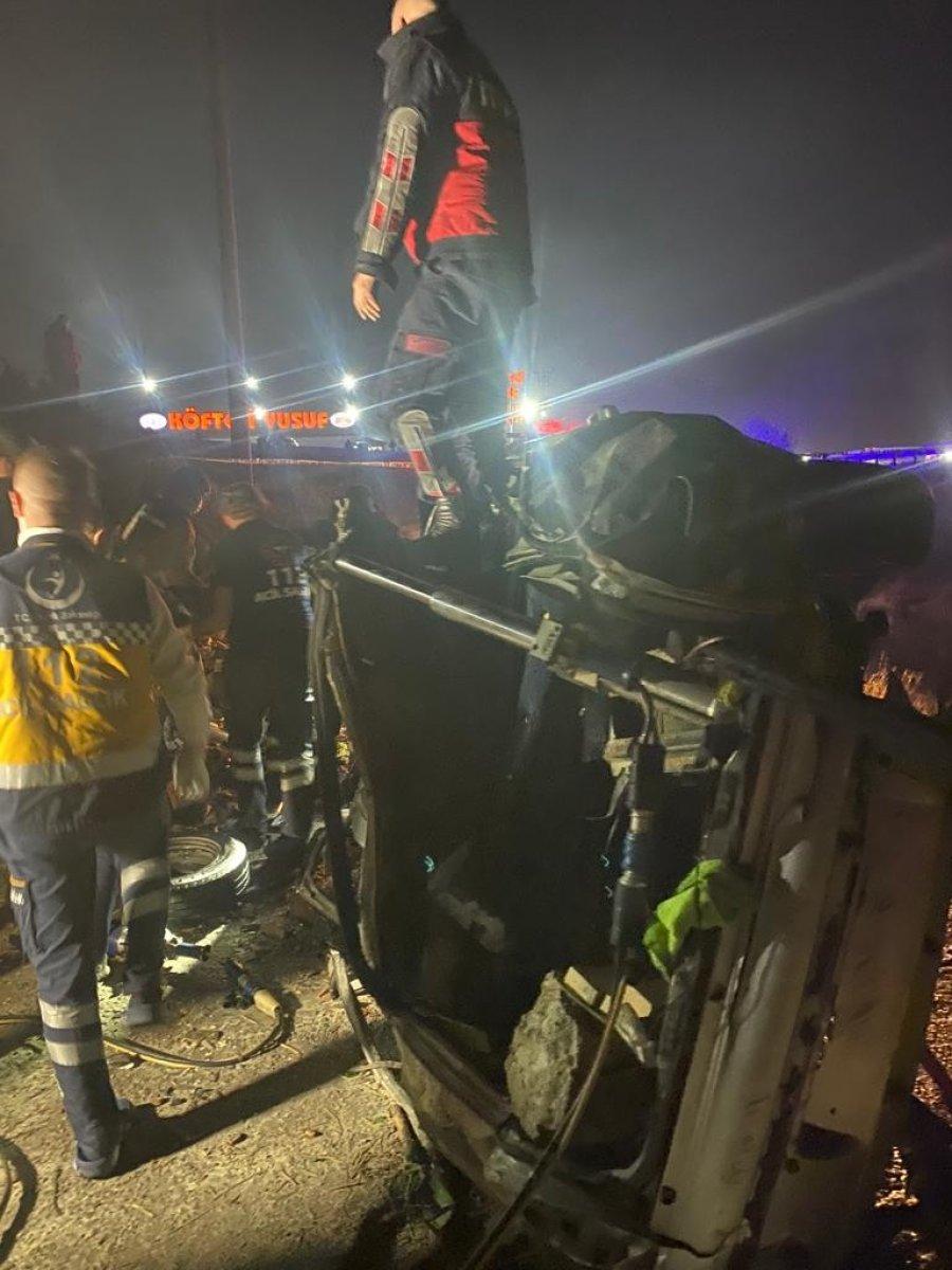 Bilecik'te feci kaza: 1 ölü, 2 yaralı