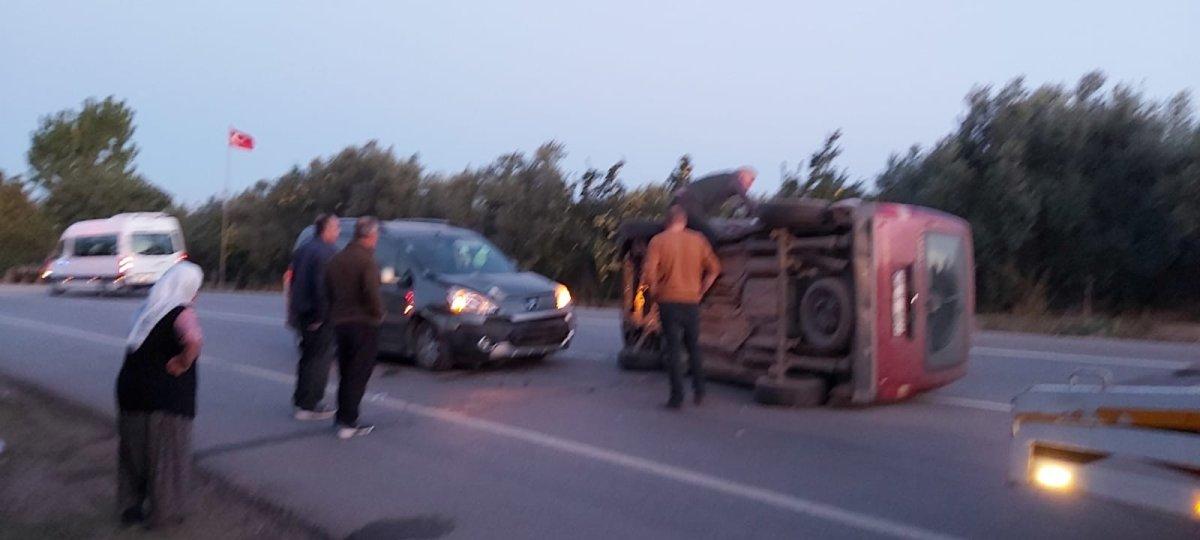 Bursa'da kaza yerine giden muhabir karşısında abisini gördü