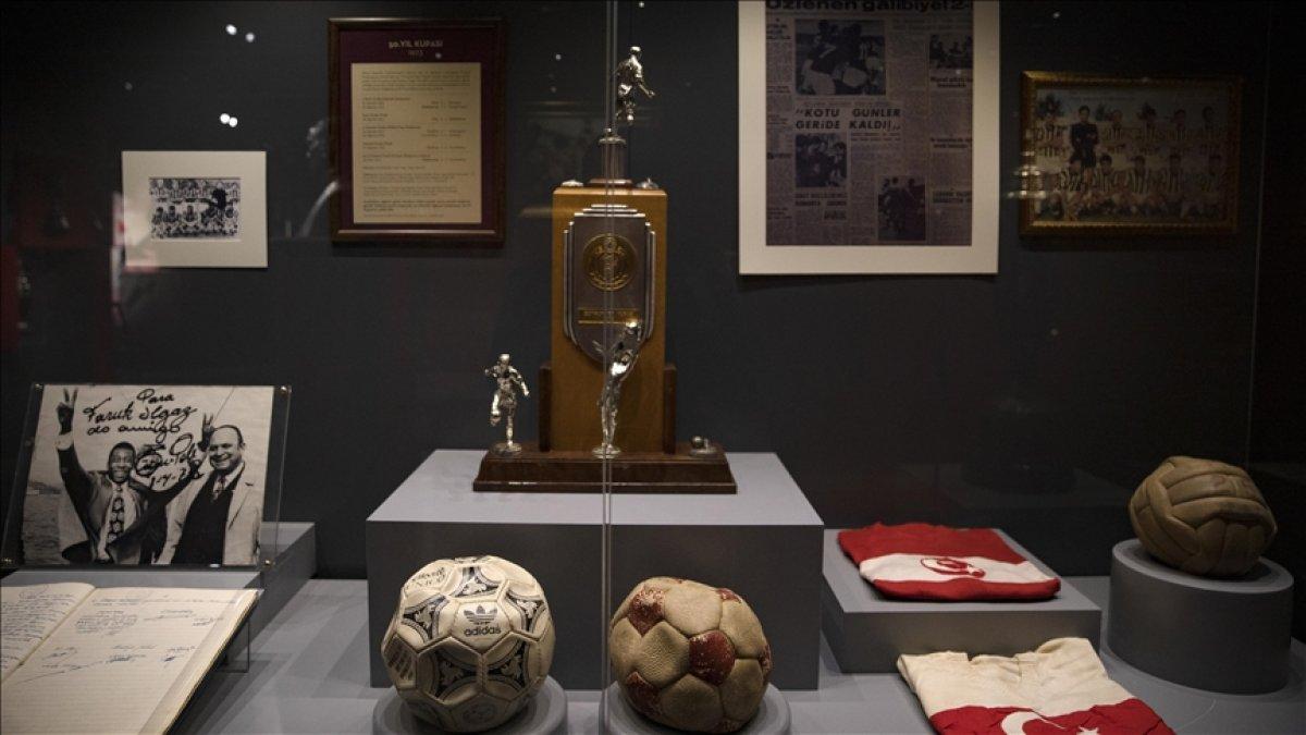 Şut ve Gol: Türk Futbol Tarihi Sergisi, Cumhurbaşkanlığı Külliyesi'nde açılıyor