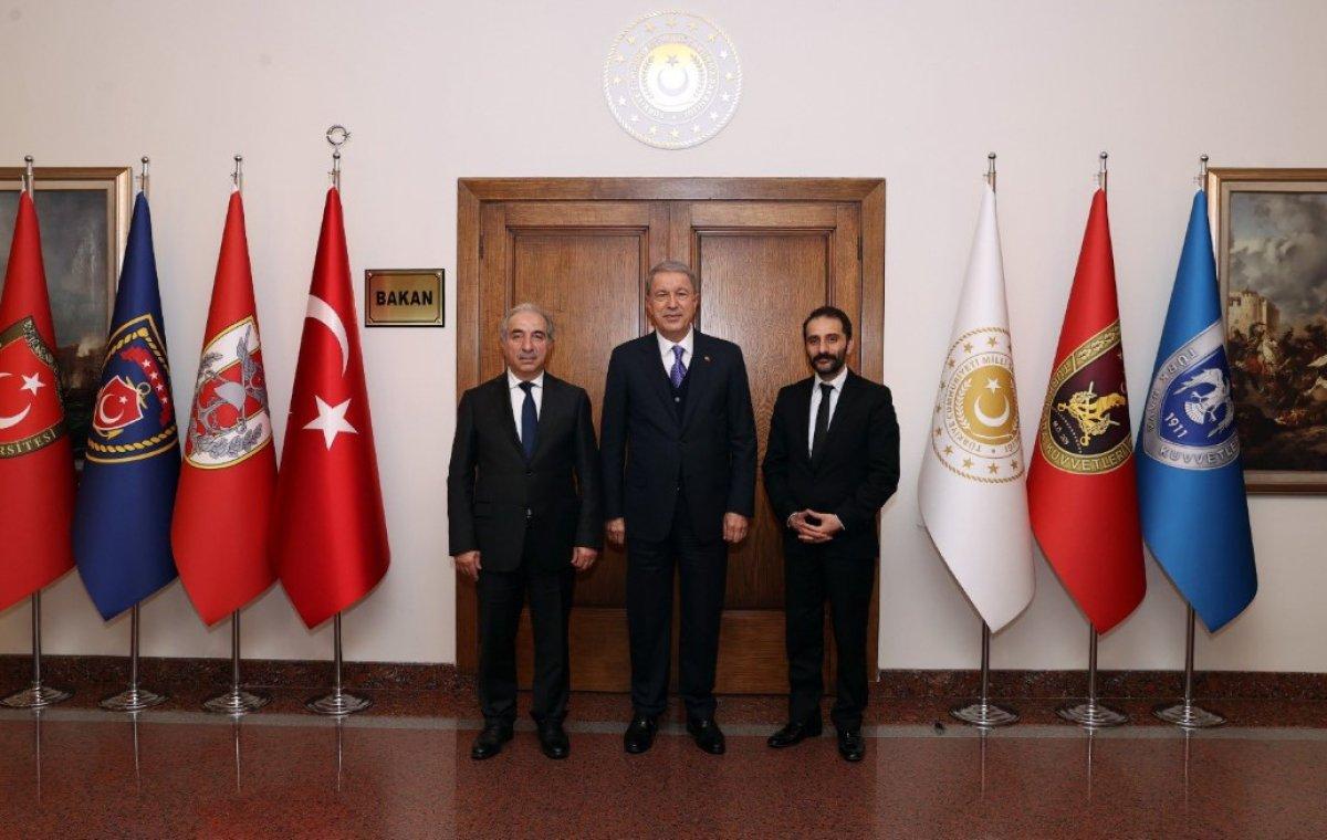 Hulusi Akar, oyuncu Burak Haktanır'ı kabul etti