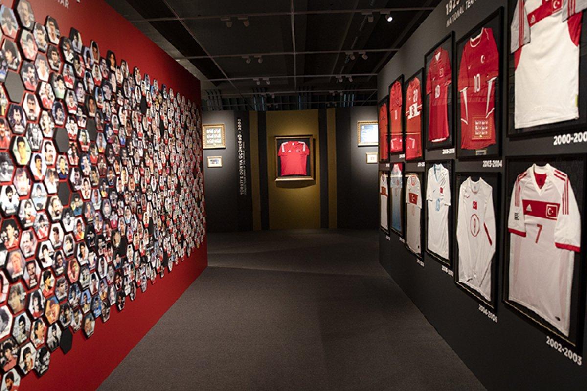 Şut ve Gol: Türk Futbol Tarihi Sergisi, Cumhurbaşkanlığı Külliyesi'nde açılıyor