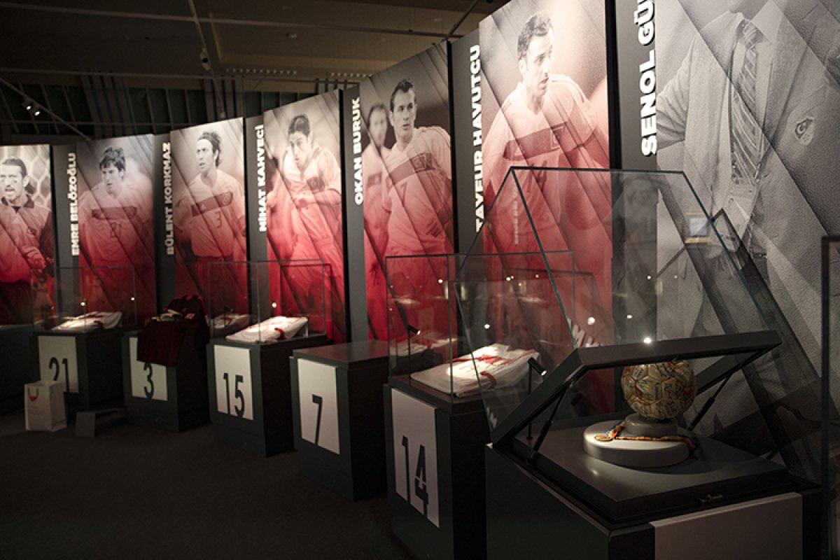 Şut ve Gol: Türk Futbol Tarihi Sergisi, Cumhurbaşkanlığı Külliyesi'nde açılıyor