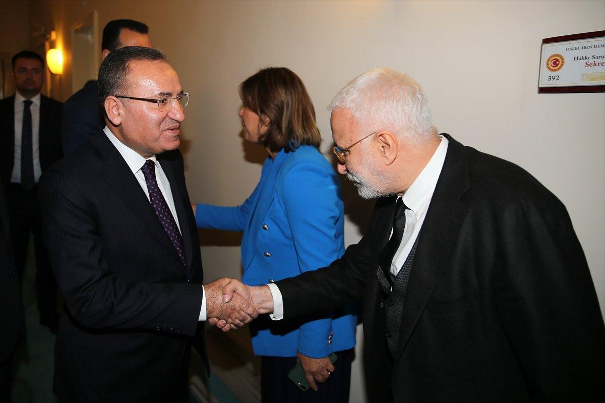 AK Parti'den Anayasa değişikliği için muhalefet turu