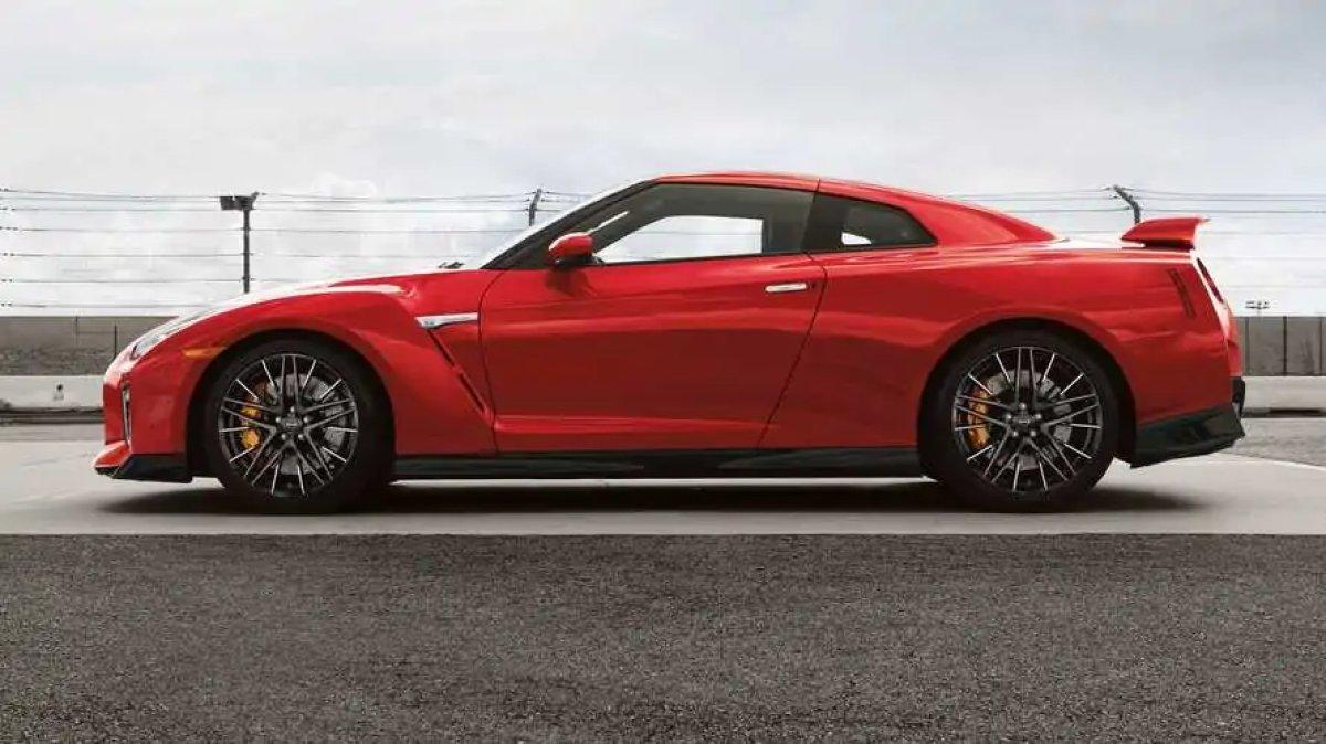nissan gtr