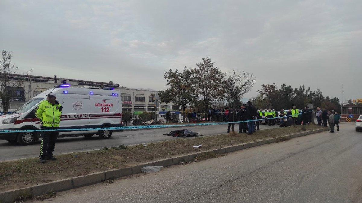 Bursa'da 14 yaşındaki çocuk beton mikserin altında kalarak can verdi