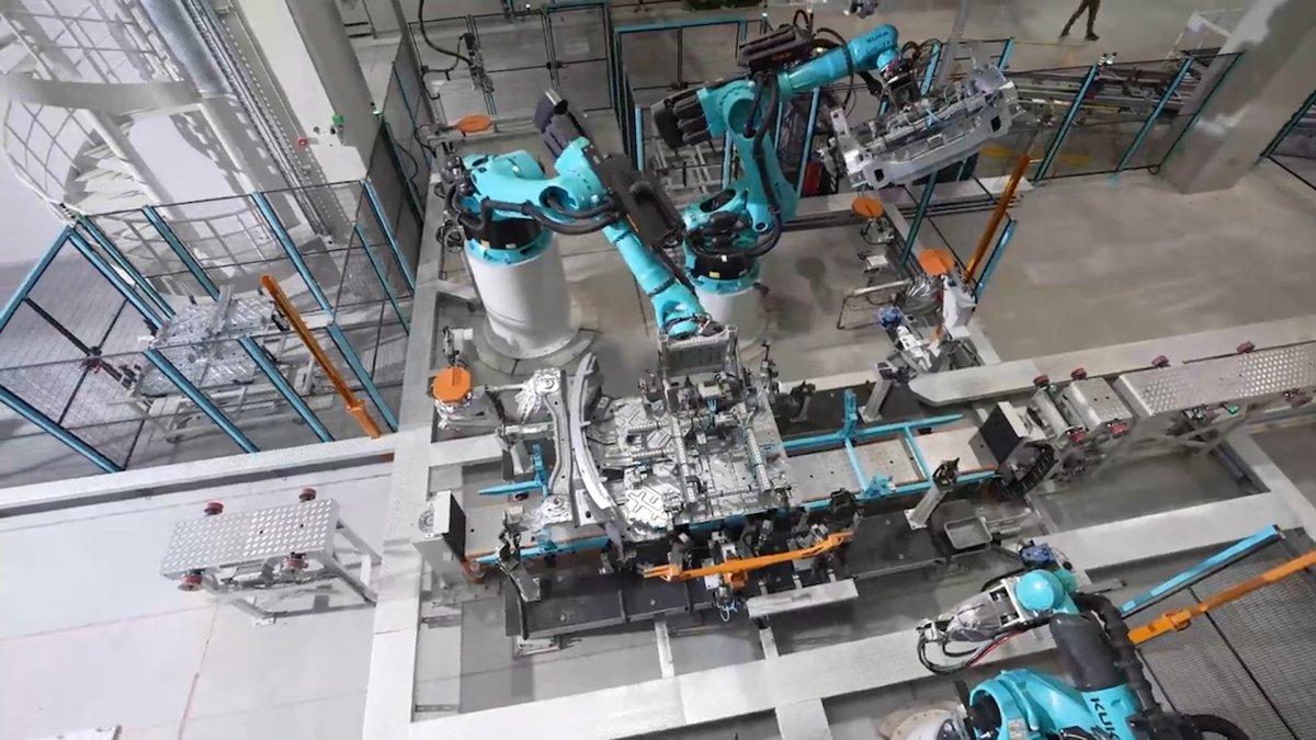 Togg'dan 'akıllı otomobillerin üretim aşamaları' paylaşımı