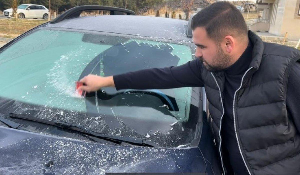 Kars Sarıkamış'ta hava sıcaklığı eksi 10'a kadar düştü