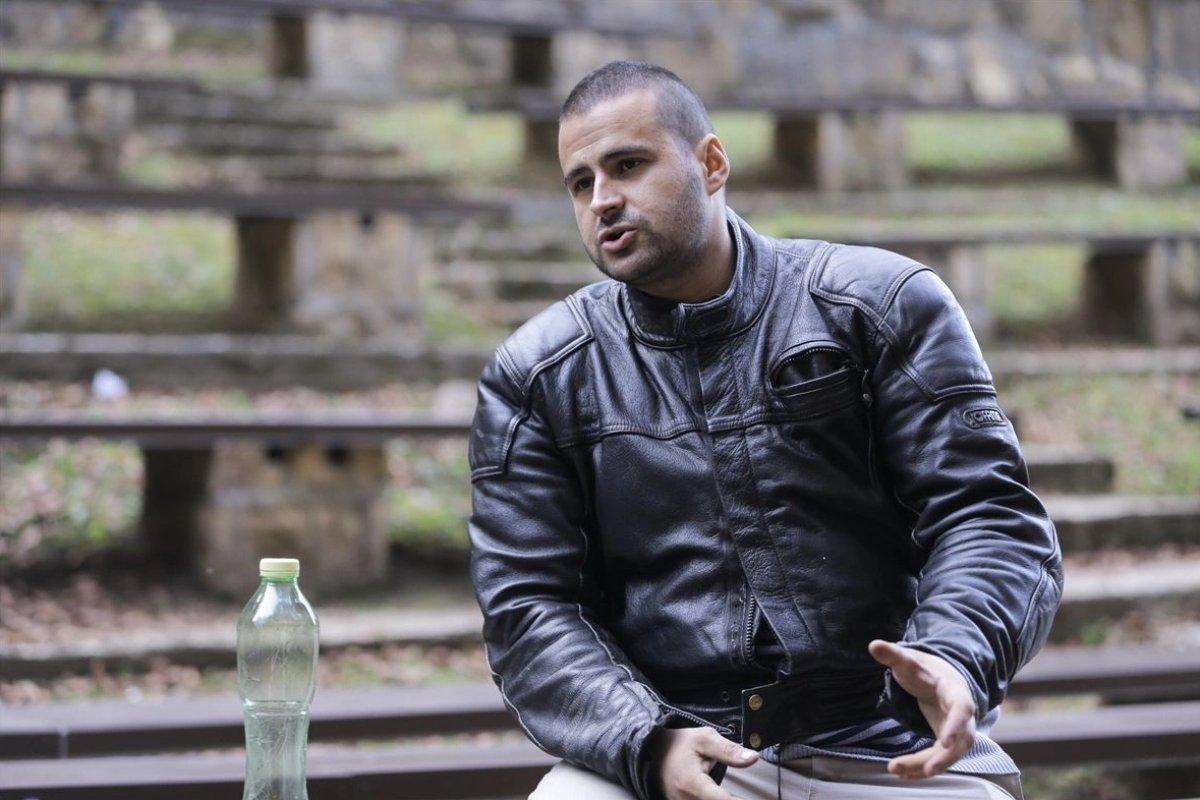 Yalancı diyabetten muzdarip genç, günde 27 litre su içiyor