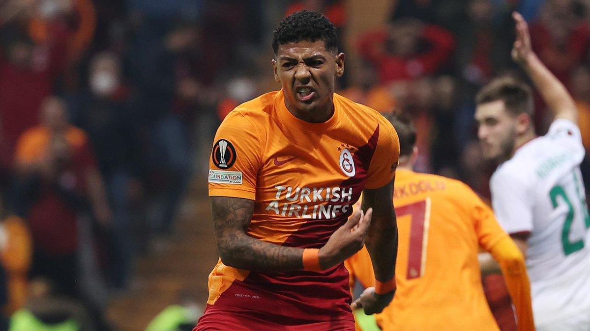 Van Aanholt'un kadro dışı kalma sebebi